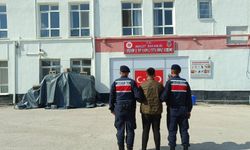 Jandarma Kırşehir’de Firariyi Saklandığı Yerde Buldu