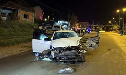 Kazada Araçtan Fırlayan Genç Hayatını Kaybetti