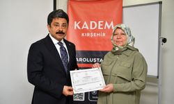 Kırşehir’de Kadınlara İstihdam Kapısı: “İşleyen Eller” Projesinde Sertifikalar Dağıtıldı