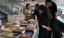 Kırşehir’de Kitap Şöleni Başladı: Edebiyatın Kalbi Burada Atacak!