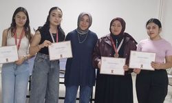 Öğrenciler masa tenisinde kıyasıya mücadele etti