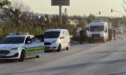 Sepetli motosiklet tırla çarpıştı: 1 ölü