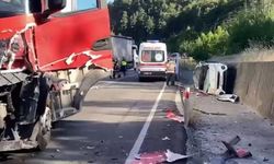 Araçta Sıkışan Sürücü Hayatını Kaybetti