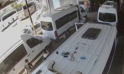 Gaz Pedalı Takıldı, Araç Tamirhaneye Daldı!