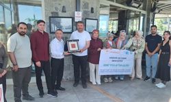 Genç Yeşilaycılar Ahi Sancağı'nı Rize'ye taşıdı
