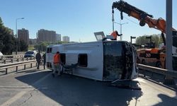 Midibüs Devrildi Yolcular Ölümden Döndü: 12 Yaralı