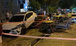 Sürücü Kalp Krizi Geçirdi: Park Halindeki Araçlara Çarptı