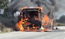 Seyir Halindeki Belediye Otobüsü Alev Alev!