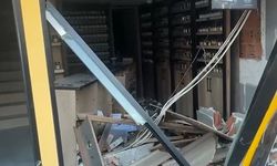 Kontrolden Çıkan Araç İş Yerlerini Yerle Bir Etti!