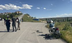 Korkunç Çarpışma! Motosiklet Sürücüsü Hayatını Kaybetti