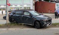 Otomobil ile Kamyonet Çarpıştı…5 Yaralı