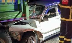 Otomobil Traktör Römorkuna Çarptı: 1 Ölü