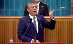 Özgür Özel partililere hitap ediyor!.. CHP grup salonunda hıncahınç kalabalık