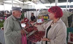 Bayram Sonrası Kırşehir Pazar Yeri'nde Meyve Şoku