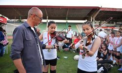 Kızıközüspor'dan Unutulmaz Kutlama