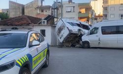 Tarım İşçilerini Taşıyan Minibüsler Çarpıştı! 5 Yaralı