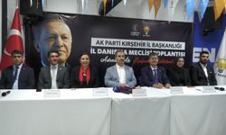 AK Parti Genel Başkan Yardımcısı Mustafa Şen Kırşehir’de Partililerle Buluştu