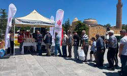 Kırşehir’de Aşure Günü Dolayısıyla Vatandaşlara Aşure İkramı