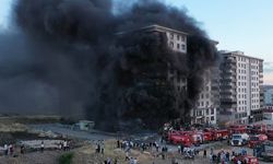 Son Dakika: 10 Katlı Apartmanda Yangın