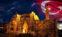 Geceyi Sela Sesi Sardı: Kırşehir'de Duygu Dolu Anlar