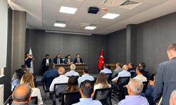 Çiçekdağı’nda Kurum Amirleriyle Değerlendirme Toplantısı Düzenlendi