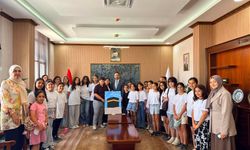 Çiçekdağı’nda Yaz Kursu Öğrencilerinden Kaymakam Öğüt’e Ziyaret