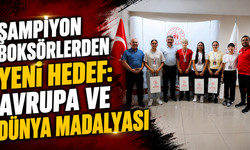 Madalyalı boksörler Spor İl Müdürü Çakmakçı ile buluştu