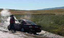 Devrilen Otomobil Alev Topuna Döndü: 1 Ölü, 3 Yaralı