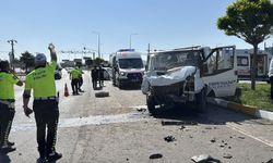 Çarpışmanın Ardından 5 Kişi Hastanelik Oldu