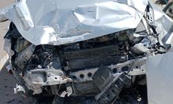 İki Otomobilin Çarpıştığı Feci Kazada 2 Kişi Hayatını Kaybetti