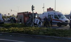 Kavşakta Kaza: 4 Kişi Yaralandı