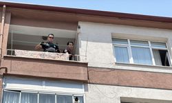 Rehine Krizi Sona Erdi! Kadın Polise Teslim Oldu