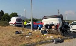 İki Otomobil Çarpıştı: 4 Yaralı