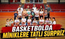 Basketbolda miniklere tatlı sürpriz