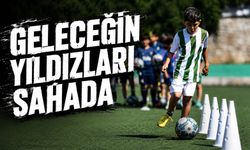 Yaz Spor Okulları'nda futbol çalışmaları sürüyor
