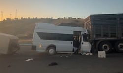 İşe Giderken Kaza Yaptılar! Minibüste 11 Kişi Yaralandı