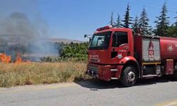 Kırşehir Huzurevi Karşısındaki Boş Arazide Yangın Paniği