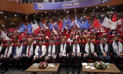 AK Parti’nin 25. Kuruluş Yıl Dönümü Kırşehir’de Coşkuyla Kutlandı