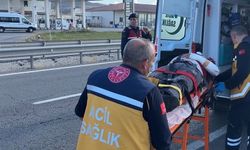 Otomobil Tırın Arkasına Saplandı! 6 Yaralı