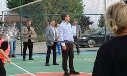 Necmettin Erkan, Fatma Bacı Sevgi Evi’nde Çocuklarla Voleybol Oynadı