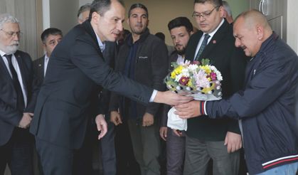 Fatih Erbakan, trafik kazasında yaralanan partilileri Kayseri'de ziyaret etti
