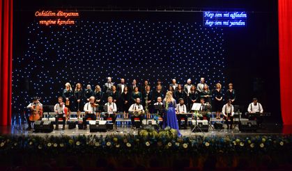 "Şarkılar bizi söyler biz de şarkı söyleriz” konserine yoğun ilgi