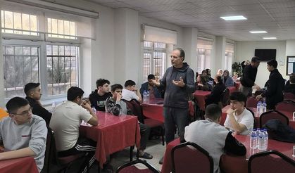 Ramazan ayı boyunca öğrencilerle bir arada olacaklar!