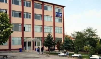 Mucur Meslek Yüksekokulu’nda neler oluyor? Bölümler neden merkeze taşınıyor?