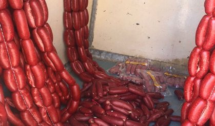 Kırşehir’de sağlıksız sucuk operasyonu: Tonlarca ürün imha edildi