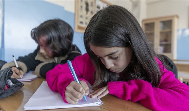 Deprem bölgesindeki 10 ilde  1 Ağustos-1 Eylül tarihleri  arasında telafi eğitimi yapılacak