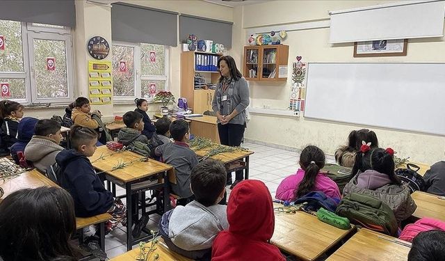 Deprem nedeniyle naklini  başka ile aldıran öğrencilerden  58 bin 597'si okuluna döndü