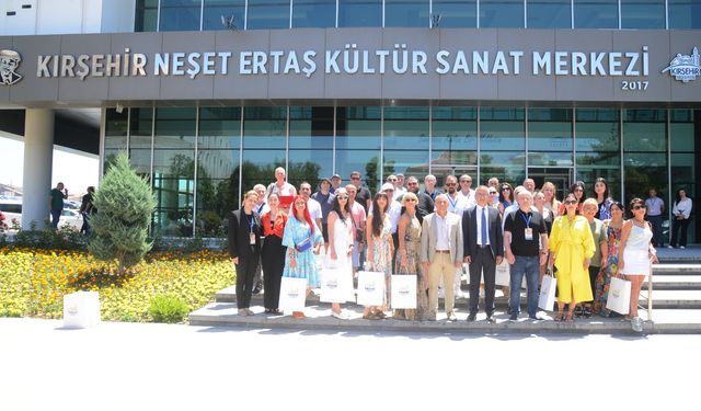 2’nci Müzik Festivali’ne katılan konuklarla ortak basın toplantısı