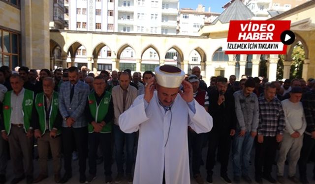Kırşehir'de gıyabi  cenaze namazı kılındı