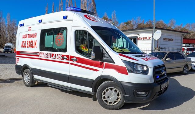 112 kara ambulansları bu yıl 5,5  milyondan fazla hasta ve yaralı taşıdı